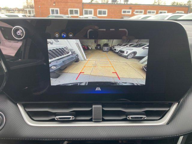 used 2025 Chevrolet Equinox car, priced at $26,051