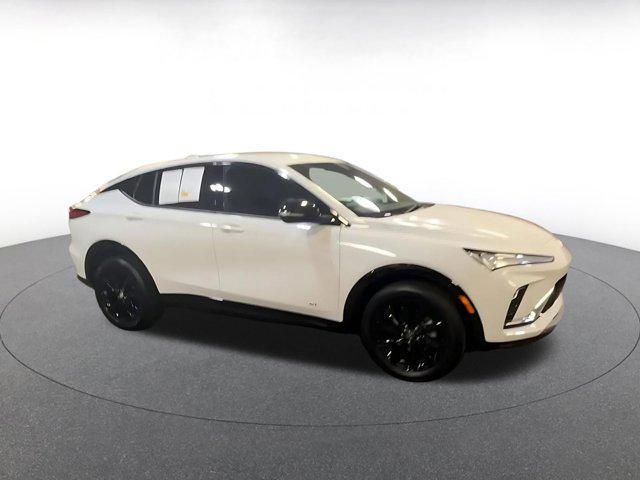 used 2025 Buick Envista car, priced at $23,466