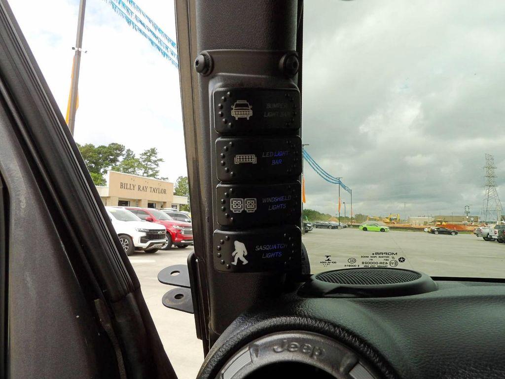 used 2016 Jeep Wrangler Unlimited car, priced at $17,995