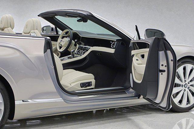 Bentley Continental GT view 14