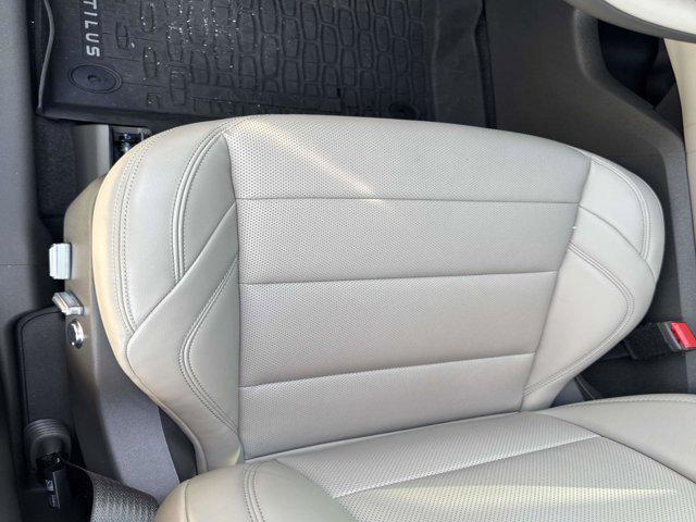 used 2025 Lincoln Nautilus car, priced at $46,300