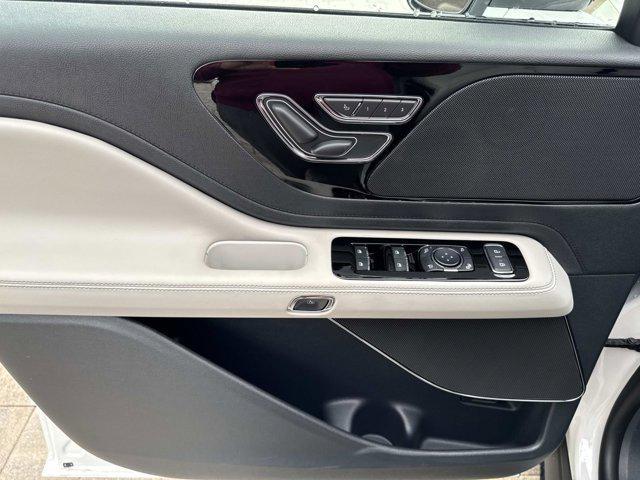 new 2026 Lincoln Aviator car, priced at $59,605