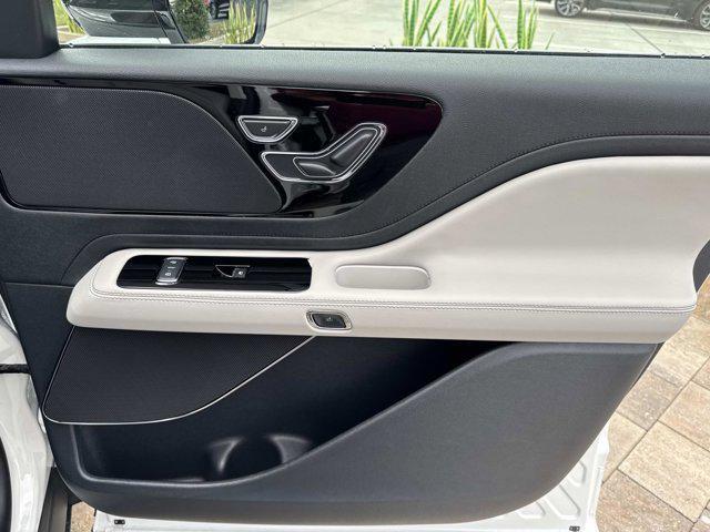 new 2026 Lincoln Aviator car, priced at $59,605