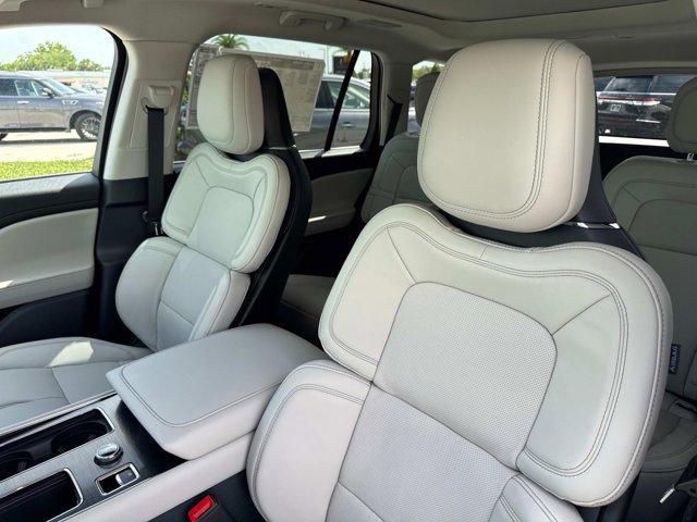 new 2025 Lincoln Aviator car, priced at $69,293