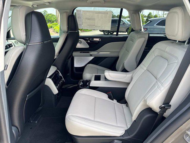 new 2025 Lincoln Aviator car, priced at $69,293