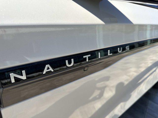 new 2025 Lincoln Nautilus car, priced at $65,784