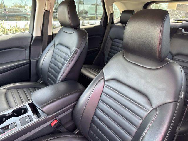 used 2024 Ford Edge car, priced at $29,900