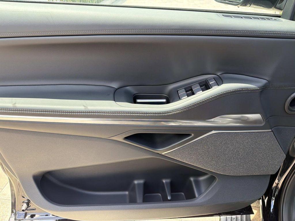 new 2026 Lincoln Navigator car, priced at $105,887