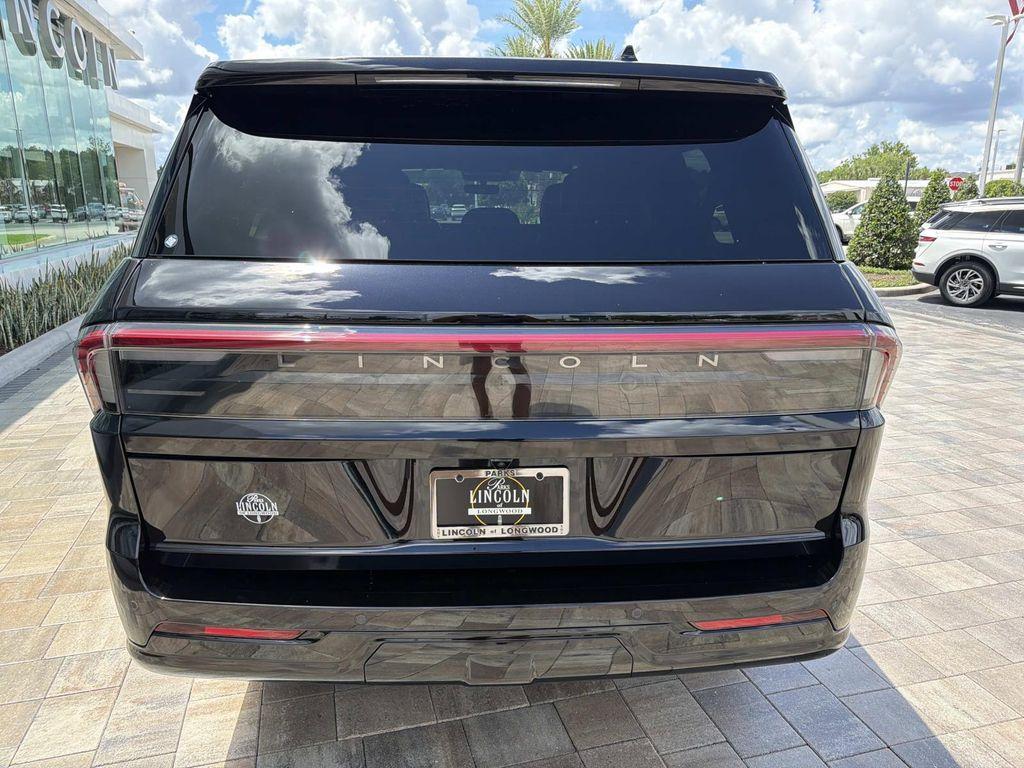 new 2026 Lincoln Navigator car, priced at $105,887