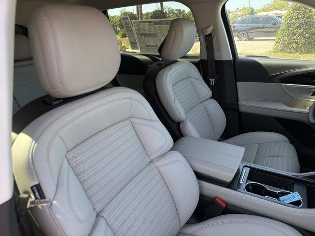 new 2026 Lincoln Nautilus car, priced at $64,137