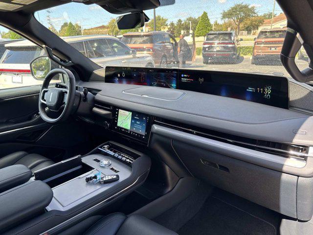 new 2025 Lincoln Navigator car, priced at $101,511