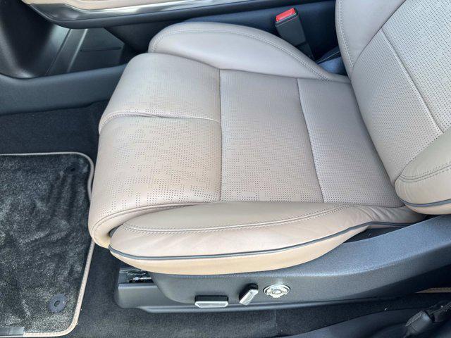 new 2025 Lincoln Navigator car, priced at $113,469