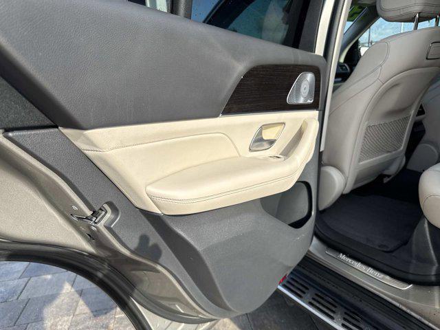 used 2020 Mercedes-Benz GLE 350 car, priced at $29,300