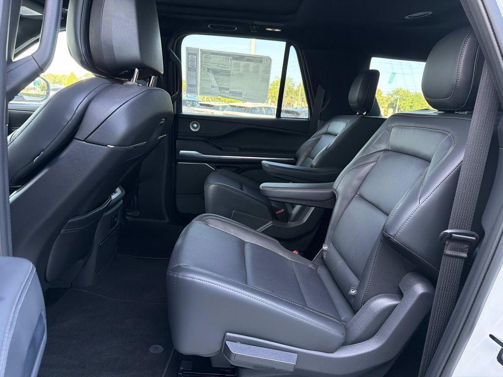 new 2026 Lincoln Navigator car, priced at $108,762