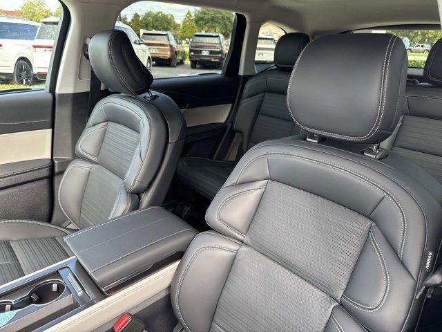 new 2025 Lincoln Nautilus car, priced at $69,821