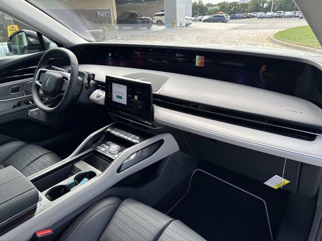 new 2025 Lincoln Nautilus car, priced at $69,821