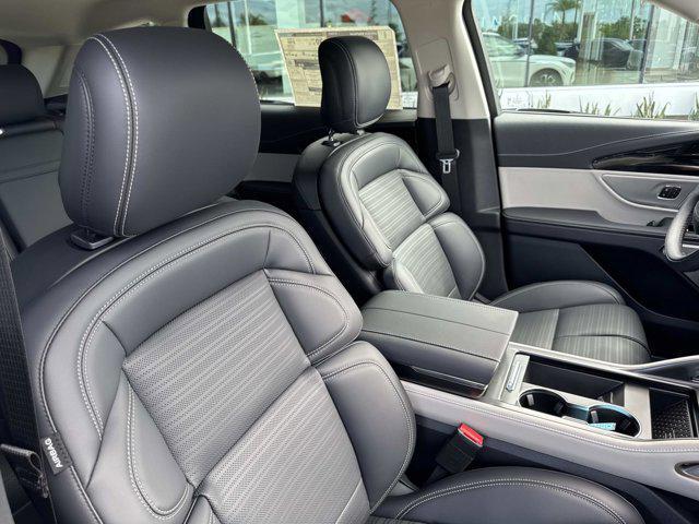 new 2025 Lincoln Nautilus car, priced at $69,821