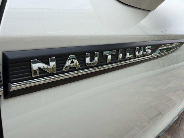 used 2023 Lincoln Nautilus car, priced at $32,800