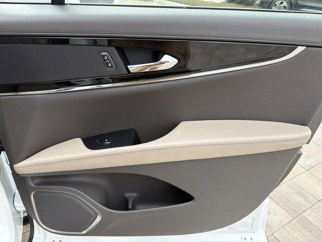 used 2023 Lincoln Nautilus car, priced at $32,800