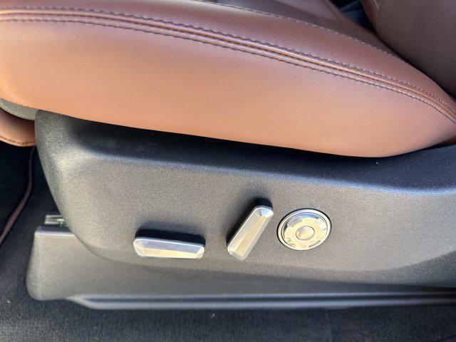 new 2026 Lincoln Navigator car, priced at $112,085