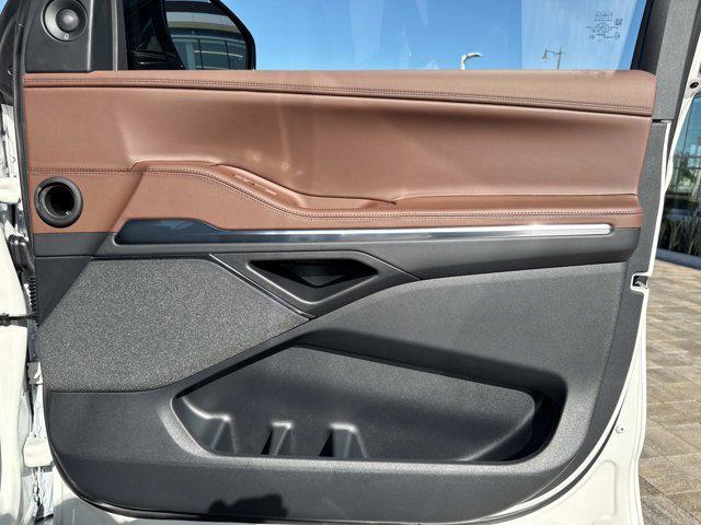 new 2026 Lincoln Navigator car, priced at $112,085