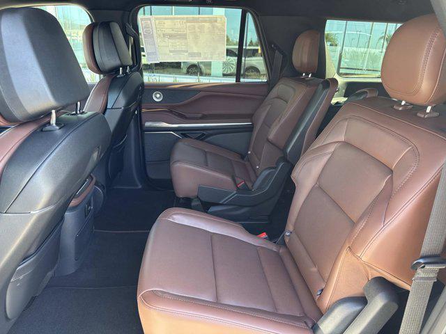 new 2026 Lincoln Navigator car, priced at $112,085