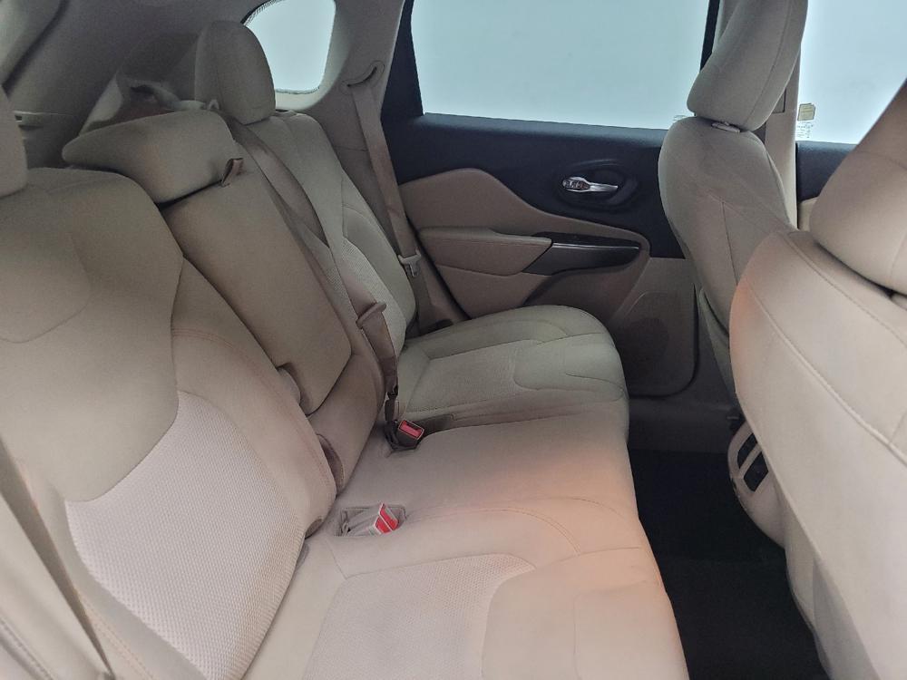used 2021 Jeep Cherokee car, priced at $17,095