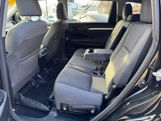 used 2015 Toyota Highlander car, priced at $11,995