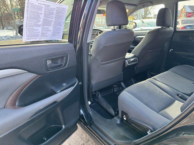 used 2015 Toyota Highlander car, priced at $11,995