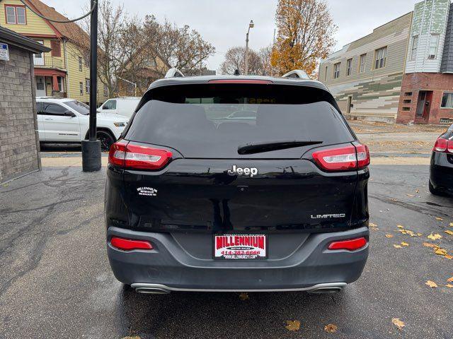 used 2018 Jeep Cherokee car, priced at $10,995
