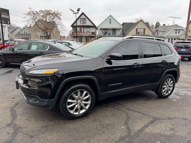 used 2018 Jeep Cherokee car, priced at $10,995