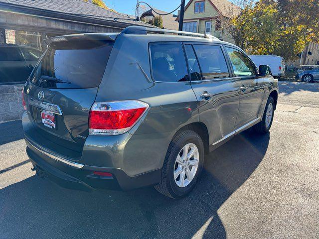 used 2013 Toyota Highlander car, priced at $9,995