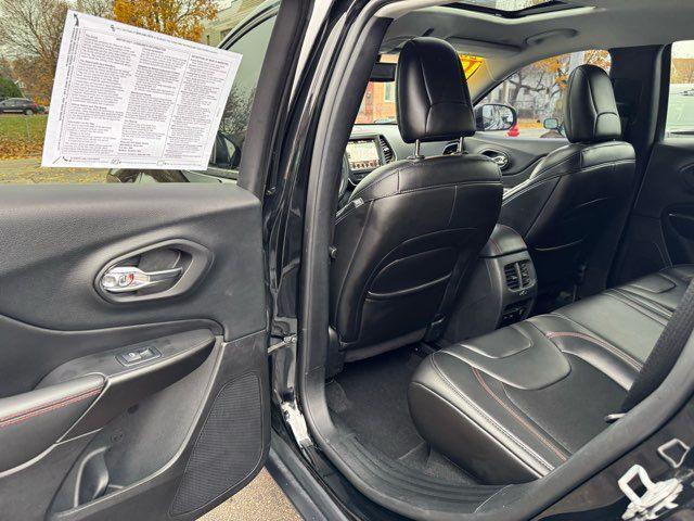 used 2019 Jeep Cherokee car, priced at $13,995