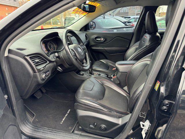 used 2019 Jeep Cherokee car, priced at $13,995