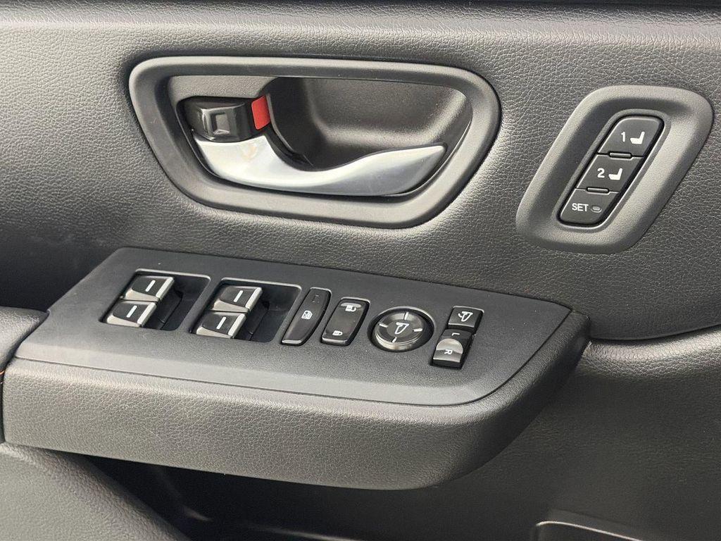 used 2024 Honda Pilot car, priced at $36,888