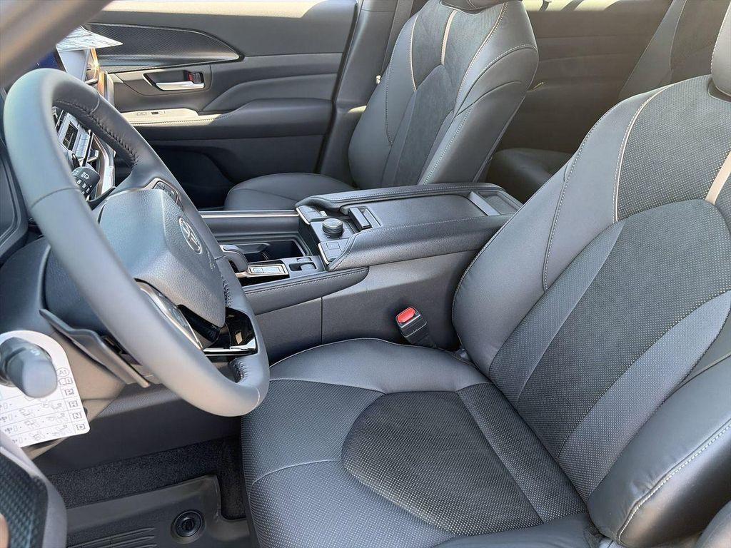 new 2026 Toyota Grand Highlander Hybrid car, priced at $62,563