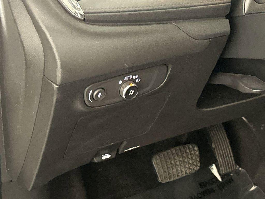 used 2025 Buick Encore GX car, priced at $19,724