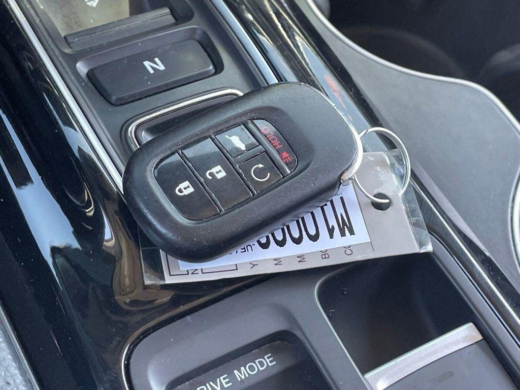 used 2023 Honda Pilot car, priced at $37,588