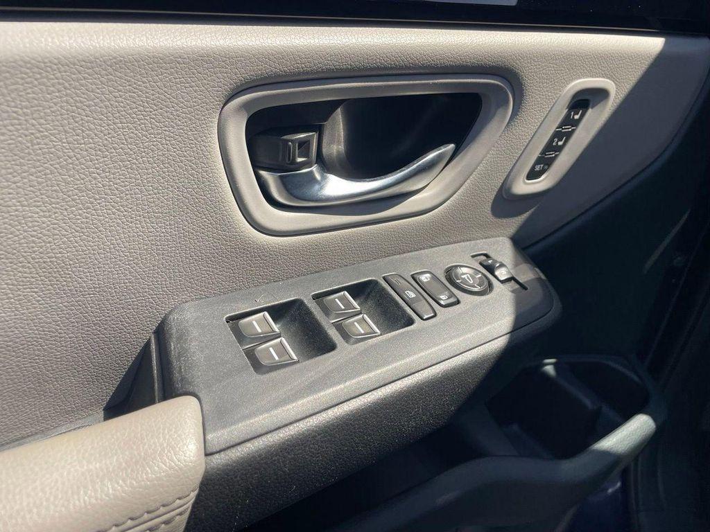 used 2023 Honda Pilot car, priced at $37,588
