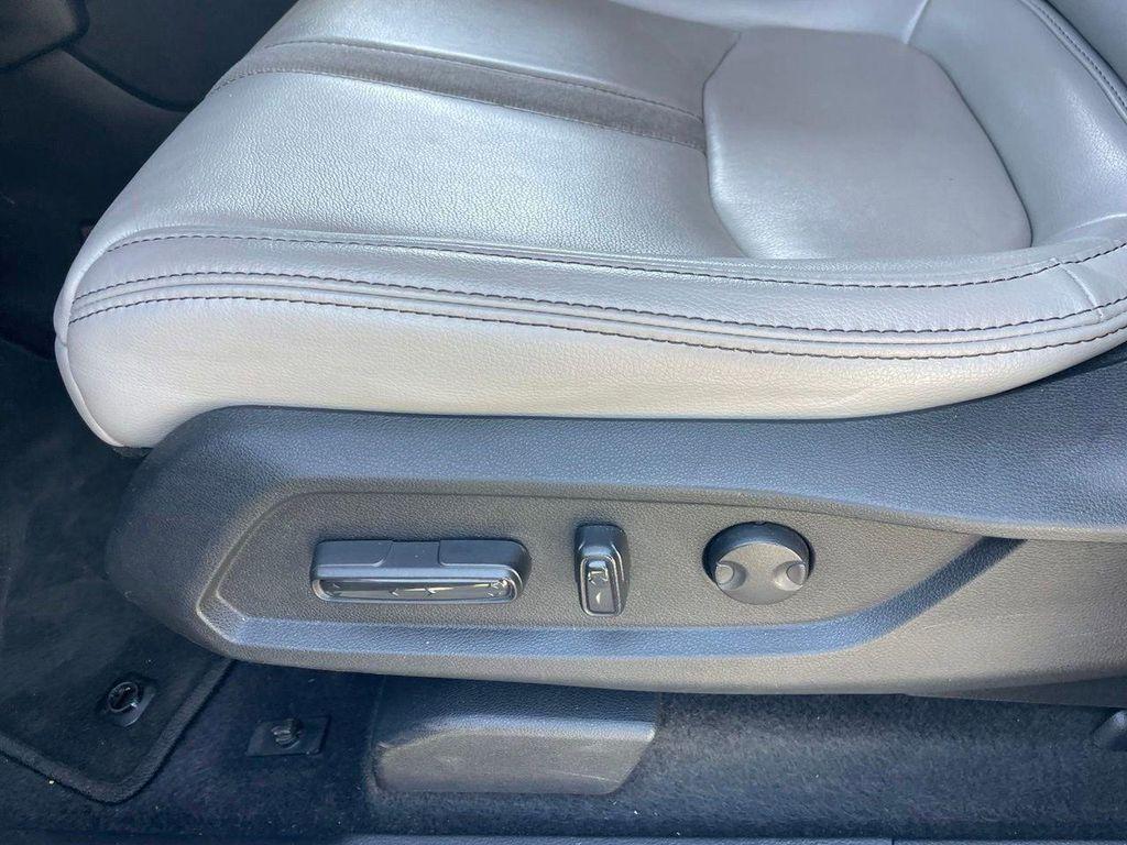 used 2023 Honda Pilot car, priced at $37,588