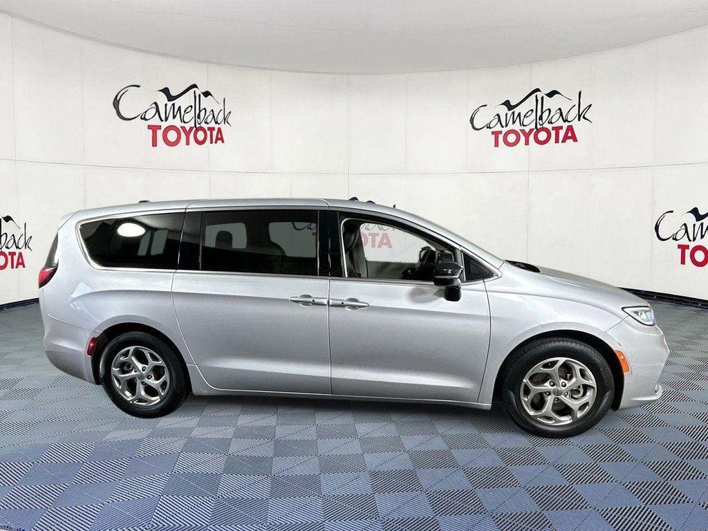 used 2024 Chrysler Pacifica car, priced at $29,817