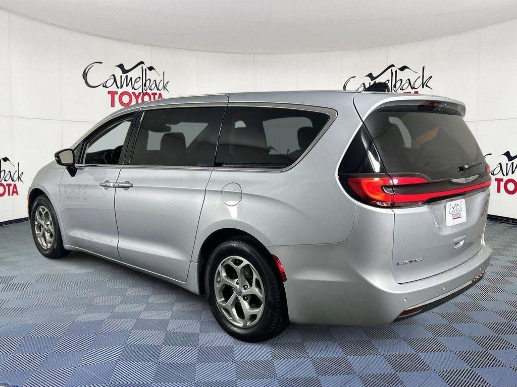 used 2024 Chrysler Pacifica car, priced at $29,817