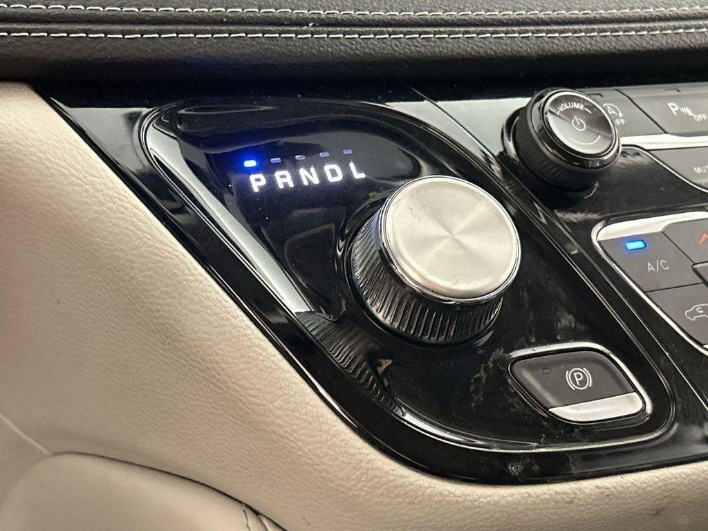 used 2024 Chrysler Pacifica car, priced at $29,817