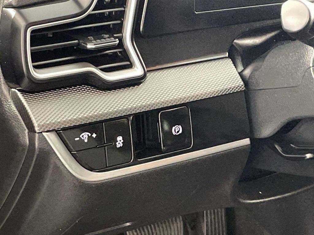 used 2025 Kia Sportage car, priced at $20,921