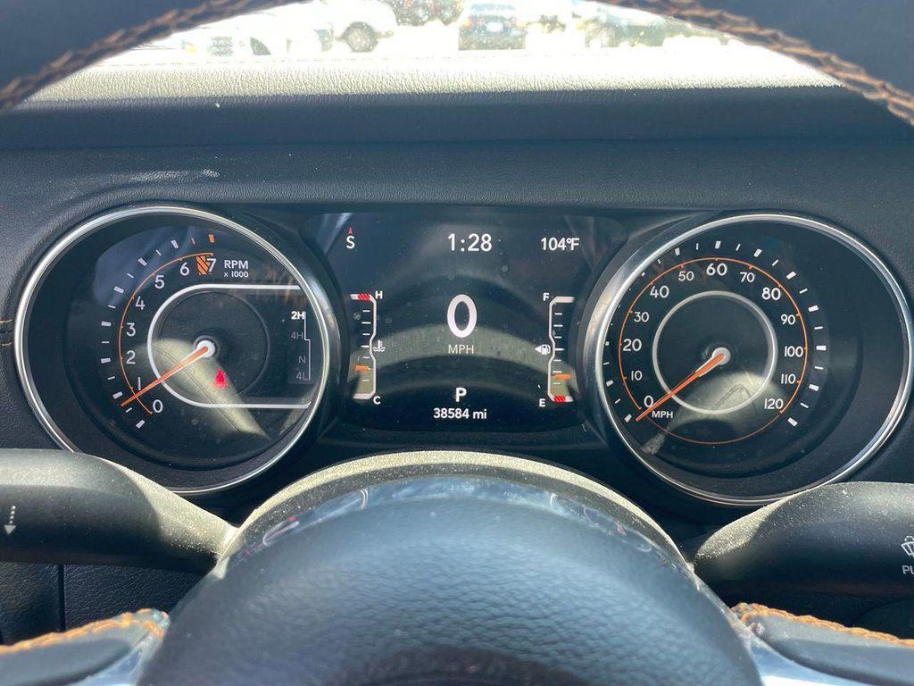 used 2023 Jeep Gladiator car, priced at $34,412