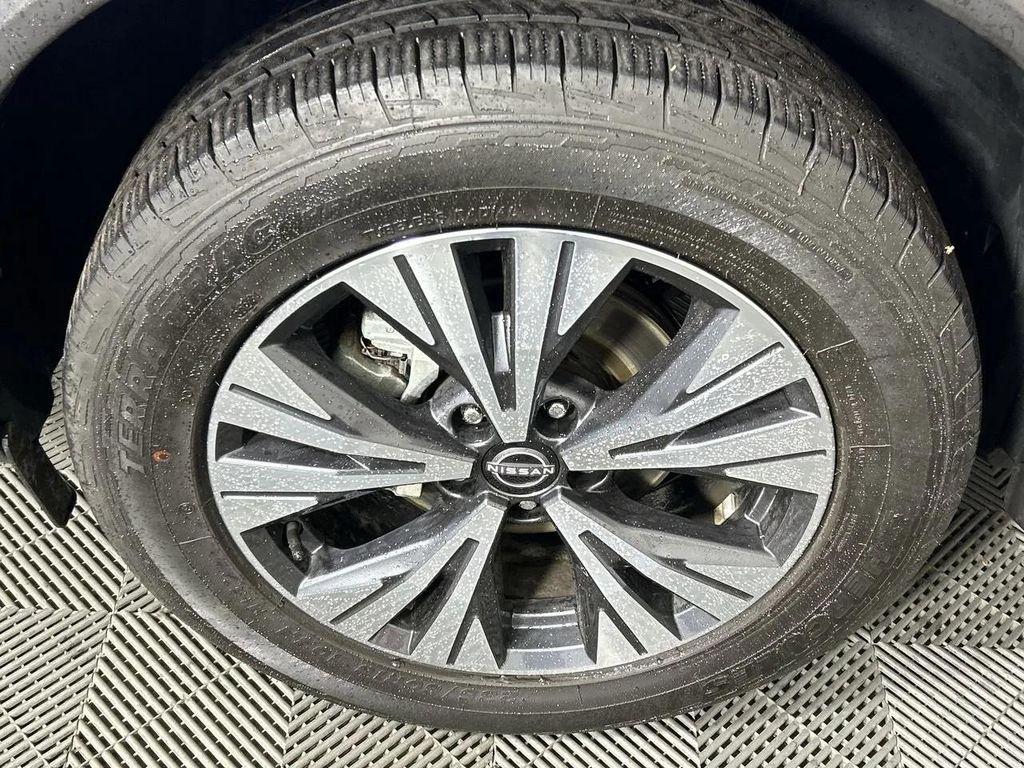 used 2023 Nissan Rogue car, priced at $17,088