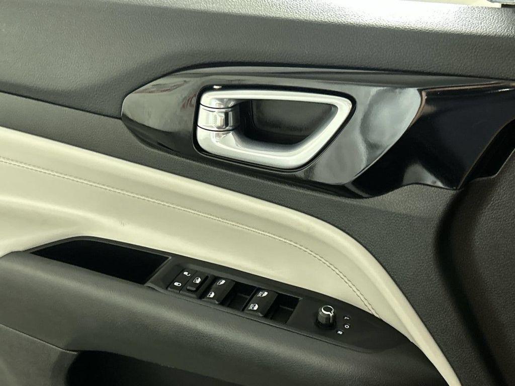 used 2025 Jeep Compass car, priced at $19,087