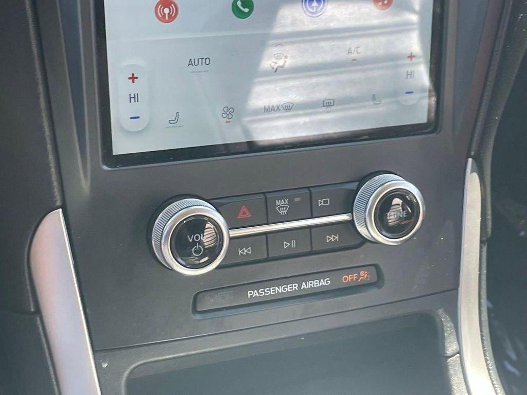 used 2022 Ford Edge car, priced at $17,888