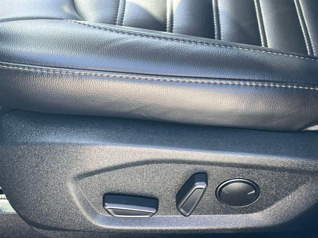 used 2022 Ford Edge car, priced at $17,888