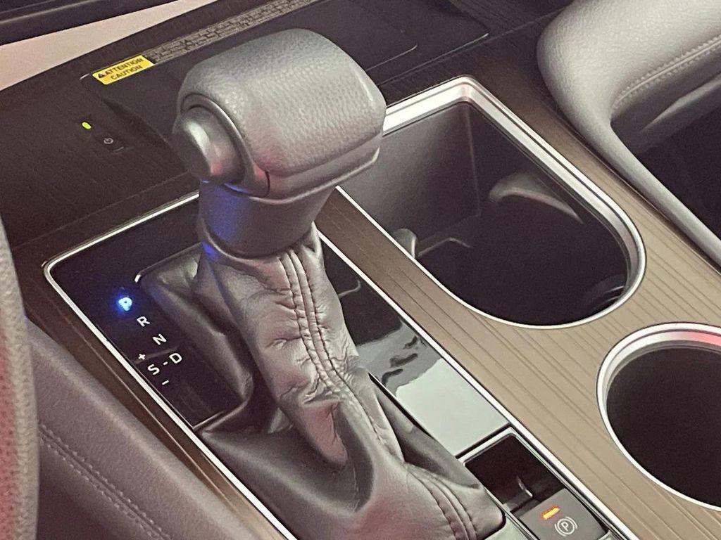 used 2023 Toyota Sienna car, priced at $36,488